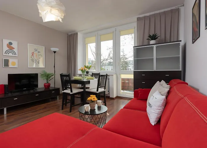 Spacious Astronaut's Wlochy By Renters Varsóvia