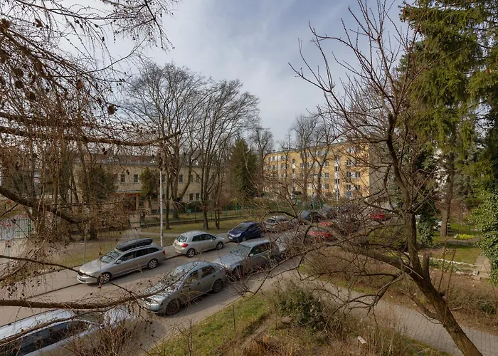 Spacious Astronaut's Wlochy By Renters * Varsó